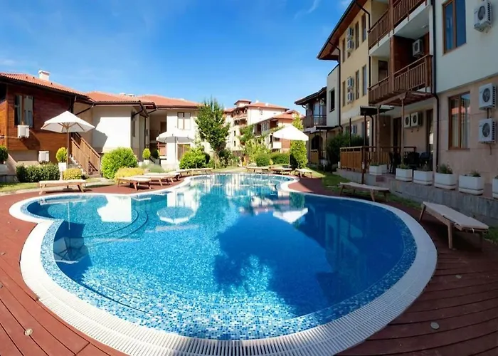 Dreambg Apartments In Garden Of Eden *