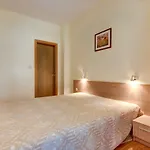 Dreambg Apartments In Garden Of Eden 아파트