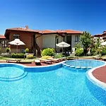 아파트 Dreambg Apartments In Garden Of Eden *