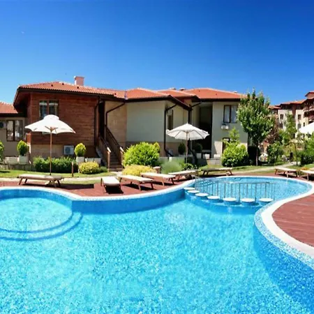 Apartment Dreambg In Garden Of Eden, *