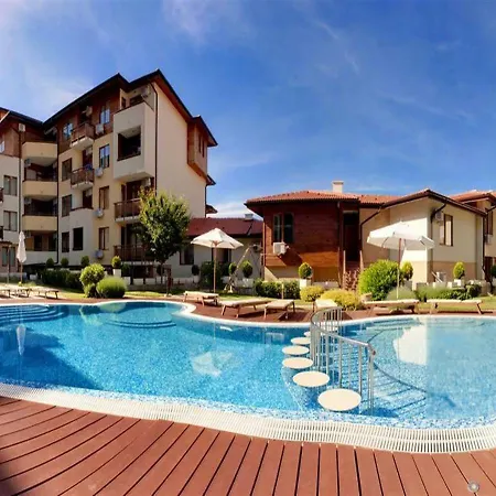 Apartment Dreambg In Garden Of Eden,