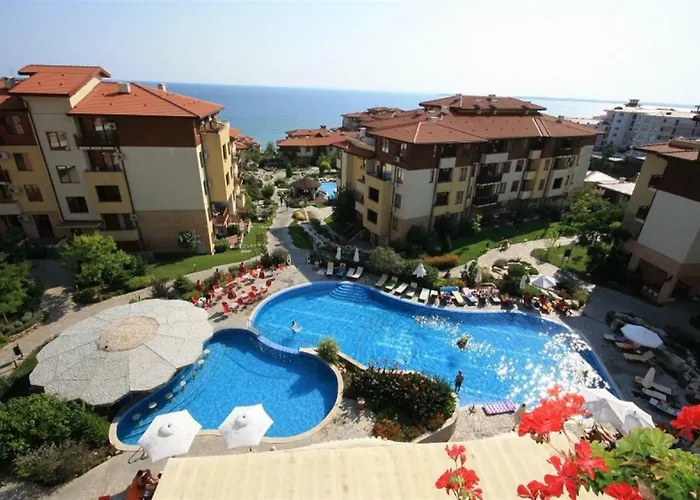 Dreambg Apartments In Garden Of Eden
